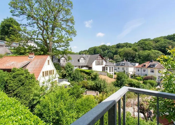 Beautiful House In Blankenese Hamburg
